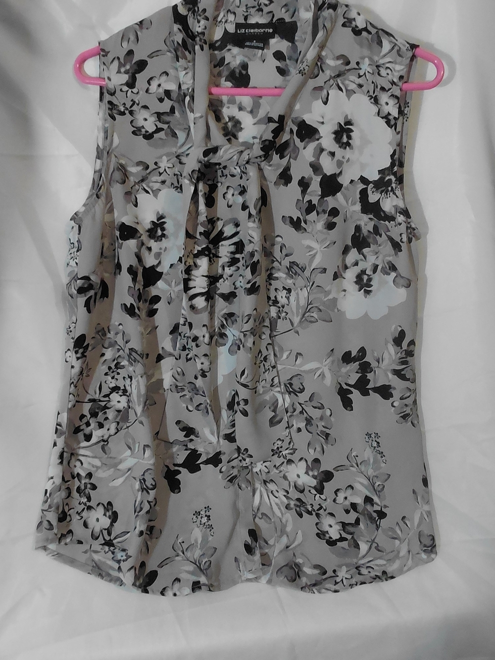 Liz Claiborne Gray and Black Floral Tie-Neck Sleeveless Camisole